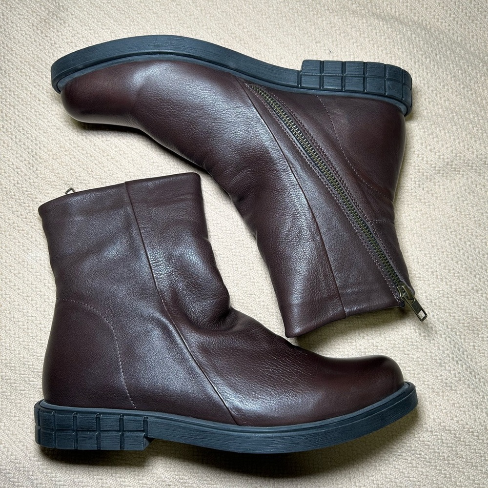 Bueno Dark Brown Ankle Boots